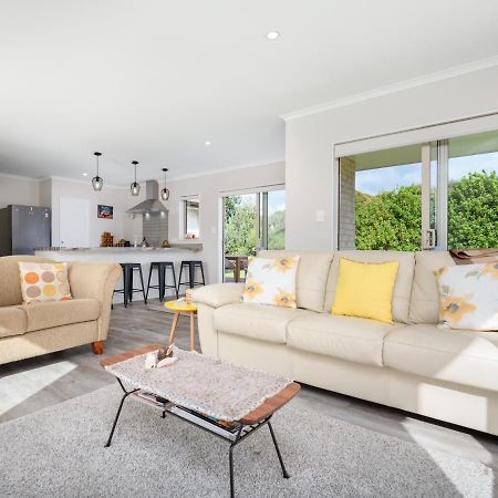 Modern Beach Break - Waihi Beach Holiday Home Exterior foto