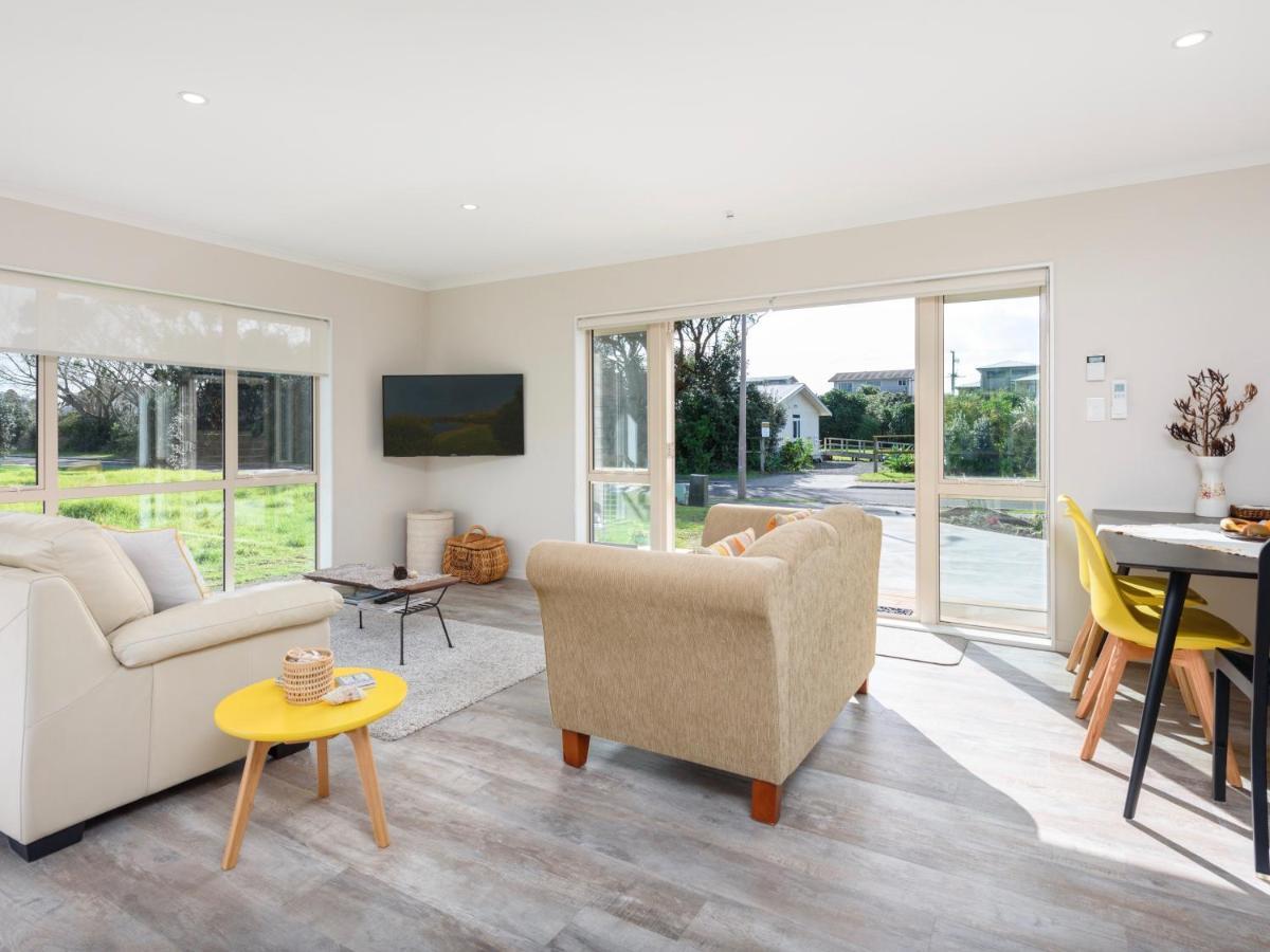 Modern Beach Break - Waihi Beach Holiday Home Exterior foto